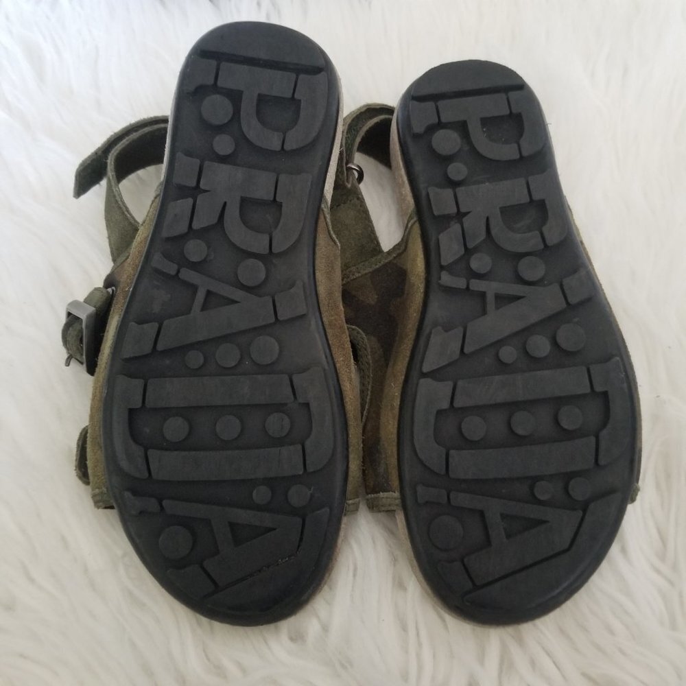 PRADA Boys Camo Suede Sandals Little Kid Size 31 US 13.5 Adjustable Straps - Picture 5 of 6